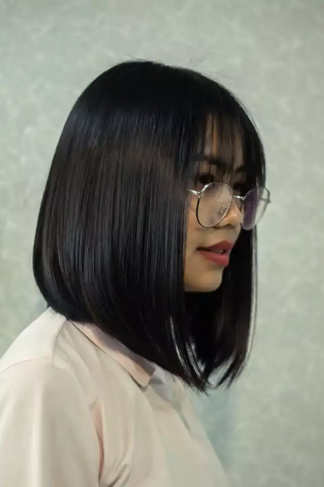 36 of the Most Flattering Bob Haircuts for Round Faces